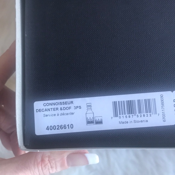 New in Box Waterford Crystal Lismore Connoisseur Square Decanter & Tumbler, Pair - Picture 5 of 12
